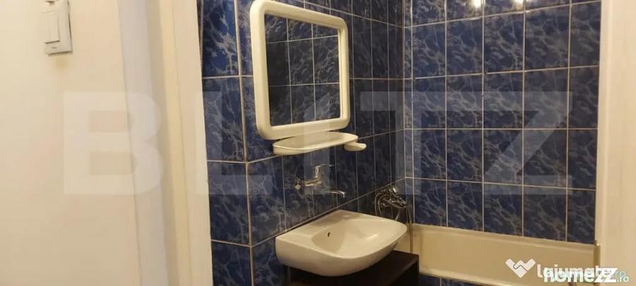 Spațiu comercial, de 28 mp, în Central