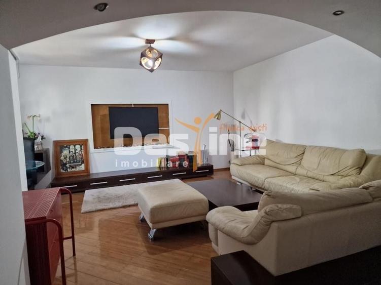 Apartament cu 3 camere decomandat, mobilat în 13 Septembrie