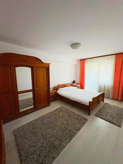 Apartament cu 2 camere decomandat în Valea Adâncă