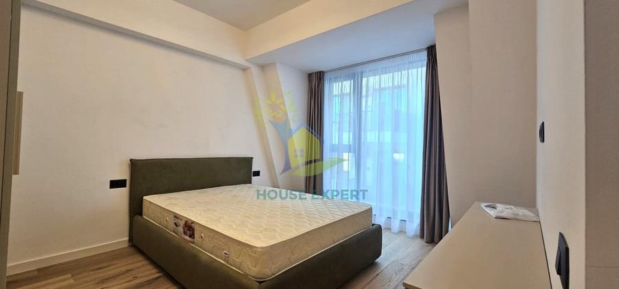 Apartament cu 3 camere semidecomandat, mobilat în Aviației