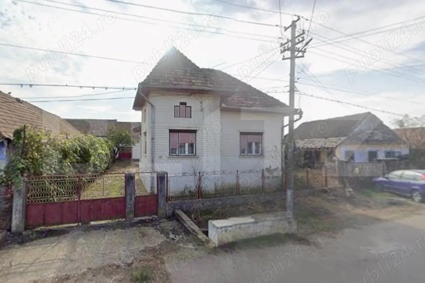 Teren Construcții intravilan de 47600 mp, în Roșia de Secaș