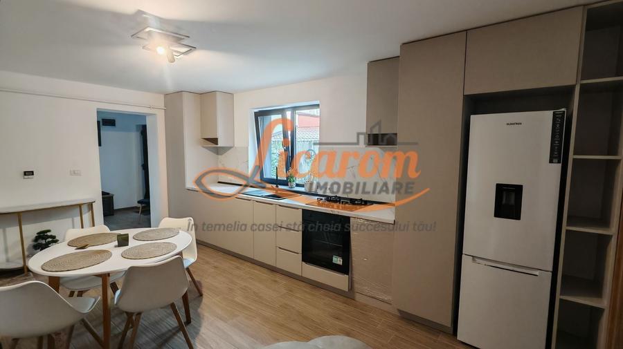 Apartament cu 4 camere decomandat, mobilat în Răcădău