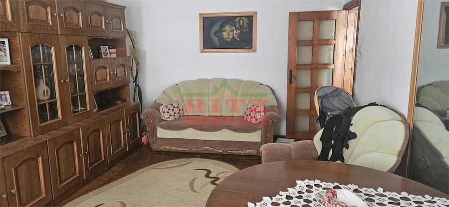 APARTAMENT 3 CAMERE , CENTRU,A. CARACALLA - 1