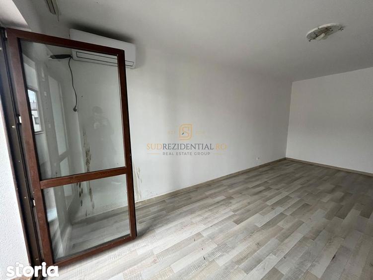 Apartament cu 3 camere decomandat în Metalurgiei