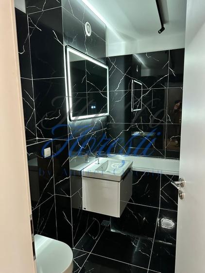 Apartament cu 2 camere semidecomandat, mobilat în Mărăști