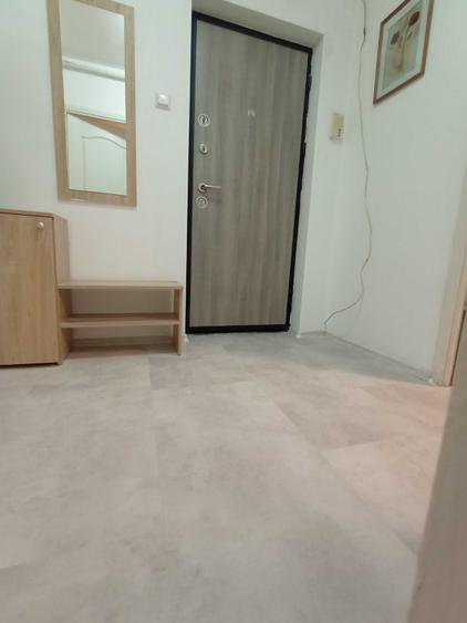 Apartament cu 3 camere decomandat în Tomis Nord