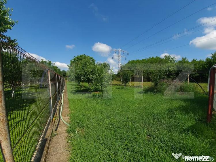 Casă cu 5 camere cu Teren 2022 Mp în Valea