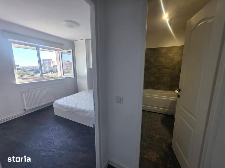 Inchiriez 2 camere decomandat renovat zona Colina Grivitei cu parcare - 4