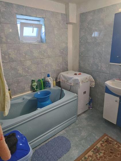 Casă cu 3 camere în Central