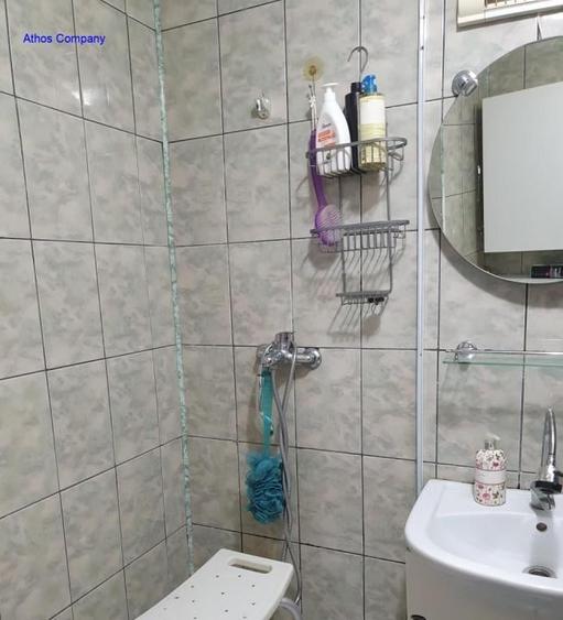 Apartament cu 4 camere, mobilat în Berceni