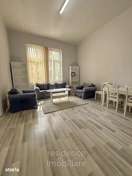 Apartament cu 2 camere semidecomandat în Gruia