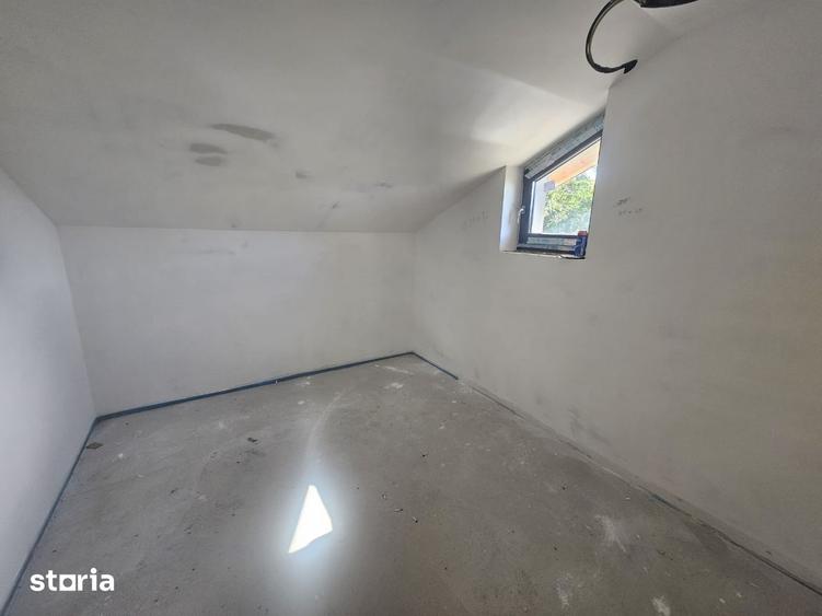 Casă cu 4 camere cu Teren 376 Mp în Curtea de Argeș