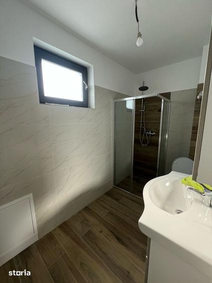 Casă cu 4 camere cu Teren 375 Mp în Clinceni