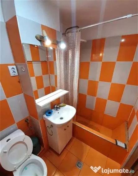 Apartament 2 camere, zona ?coala de Agen?i de Poli?ie - O - 6