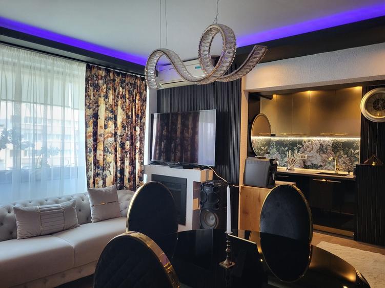 Apartament cu 3 camere semidecomandat în Drumul Taberei