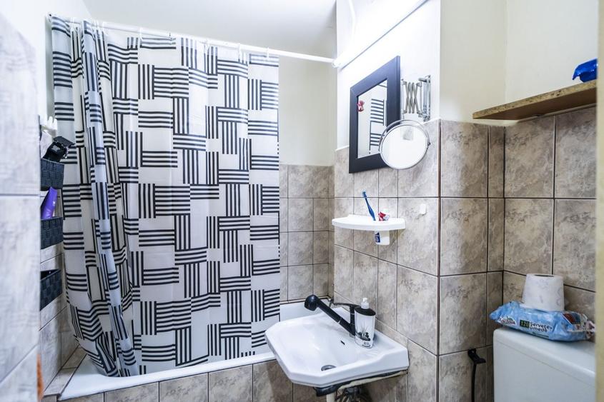Apartament cu 2 camere decomandat în Lujerului