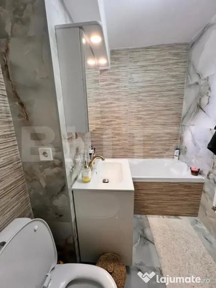 Apartament cu 4 camere decomandat în Ultracentral
