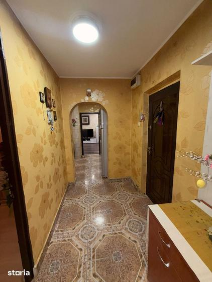 Apartament cu 4 camere în Crângași