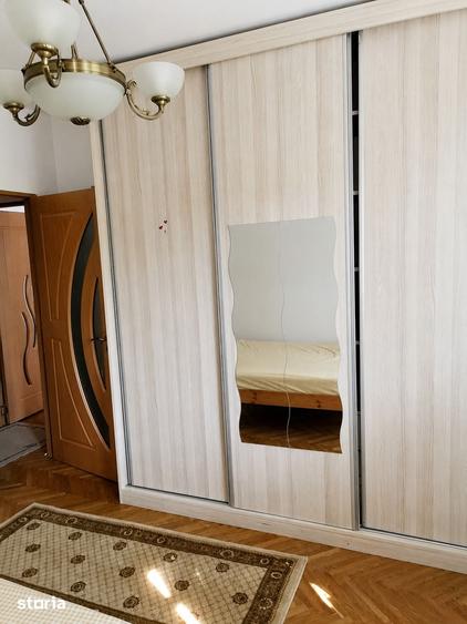 Apartament cu 2 camere semidecomandat în Pajura