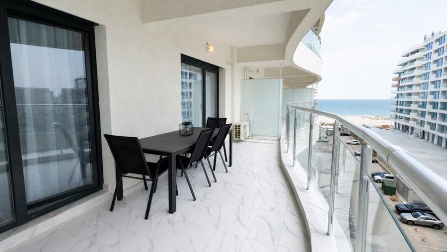 Apartament cu 2 camere, mobilat în Mamaia