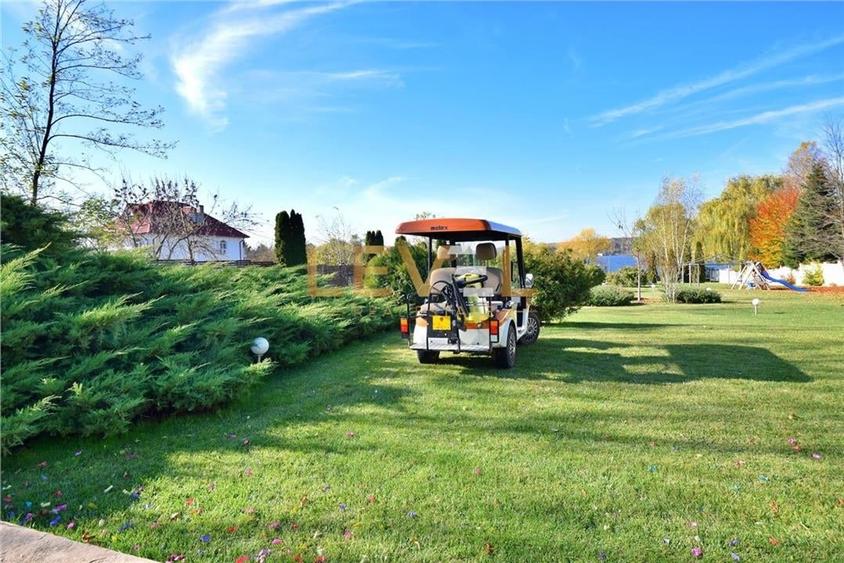 Casă individuală cu 9 camere cu Piscina în Snagov