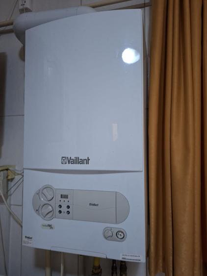Apartament cu 3 camere decomandat în Popa Șapcă