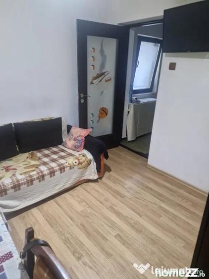 Casă cu 5 camere cu Teren 540 Mp în Broșteni