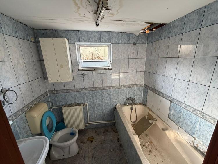 Casă individuală cu 3 camere cu Canalizare în Berceni