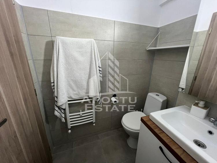 Apartament cu 2 camere semidecomandat, mobilat în Dacia