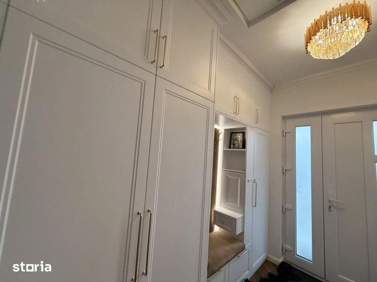 Casă cu 4 camere în Oncea