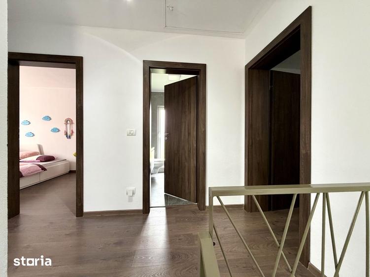Duplex despartit prin garaj, 5 camere, 137 mp utili - Dumbravita - 2