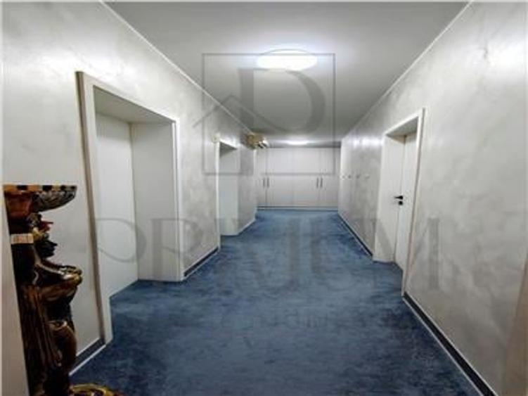 Apartament cu 3 camere decomandat, mobilat în Dumbrăvița