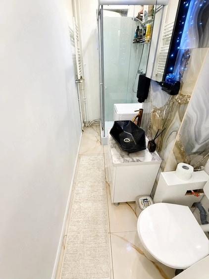 Apartament cu 2 camere decomandat în Complex Studențesc