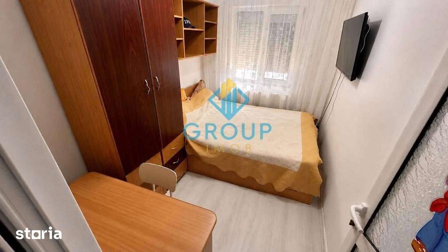 Apartament cu 3 camere semidecomandat în Cornișa