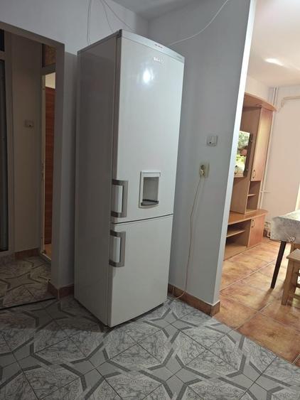 Apartament cu 2 camere decomandat în Pelican
