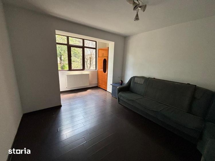 Apartament cu 2 camere decomandat în Vest