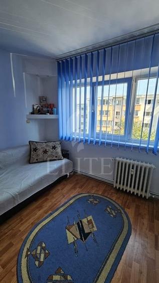 Apartament 2 camere în zona STR. LUNII - 8