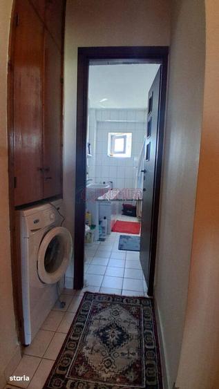 Apartament cu 4 camere decomandat în Octavian Goga