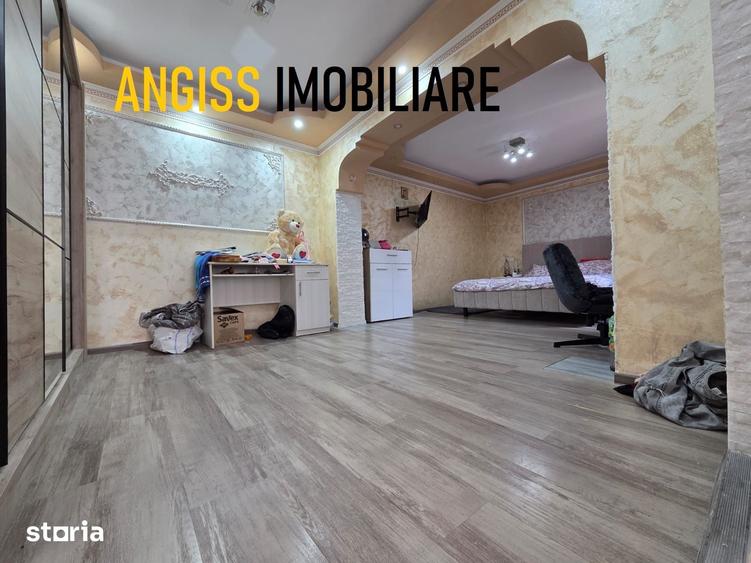URGENT-Casa in Tulcea IDEALA pentru 2 familii - 1