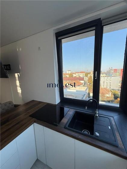 Apartament cu 2 camere decomandat în 14 Mai