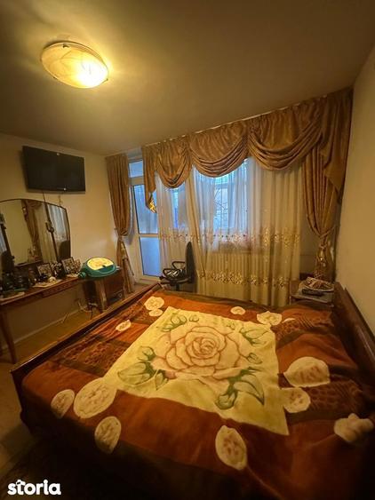 Apartament cu 4 camere decomandat în Militari