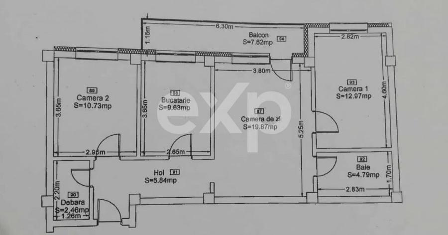 Apartament cu 3 camere semidecomandat în Florești