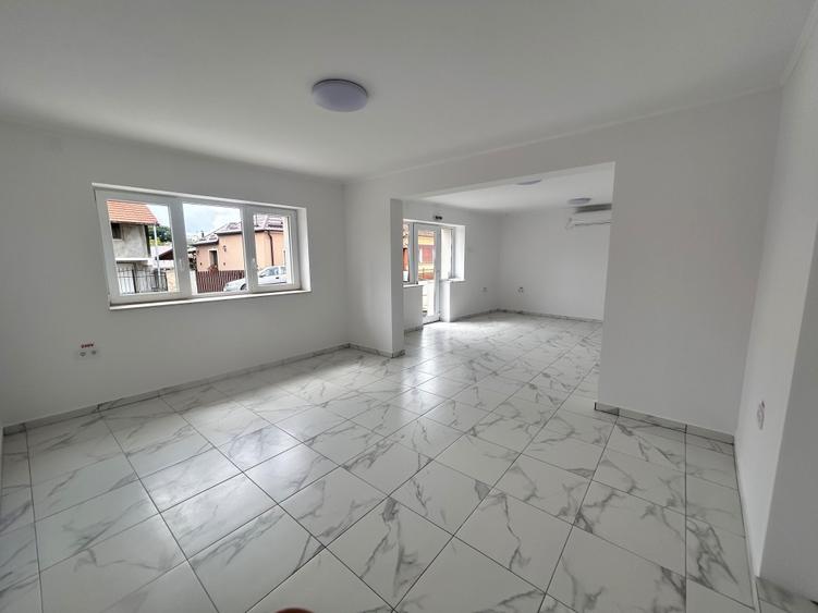 Spațiu comercial, de 60 mp, în Șărmășag