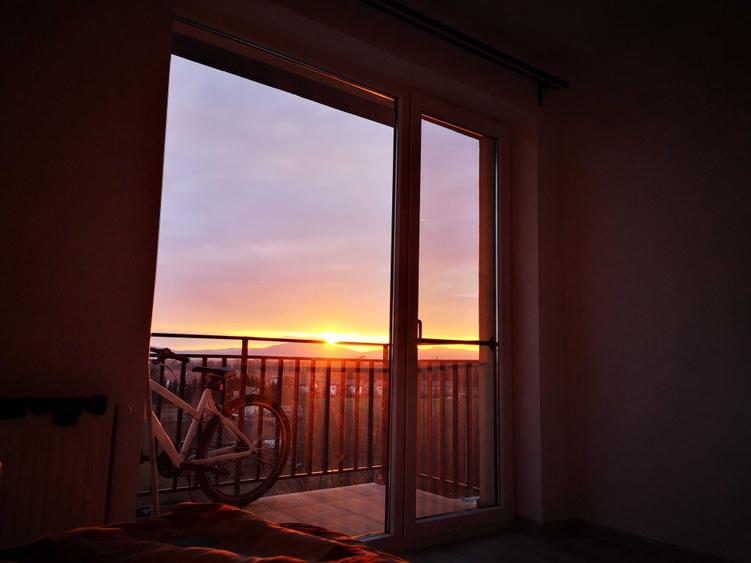 Apartament cu 2 camere decomandat în Triaj