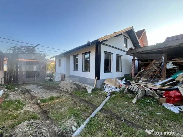 Casă cu 4 camere cu Teren 500 Mp în Central