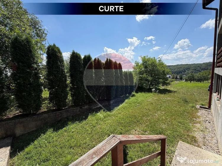 Casă cu 3 camere cu Teren 1594 Mp în Valea Borcutului
