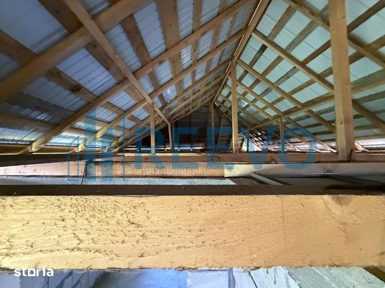 Casă cu 3 camere cu Teren 1800 Mp în Dămienești