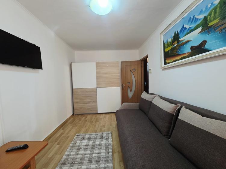 Garsonieră decomandată în Micro 40