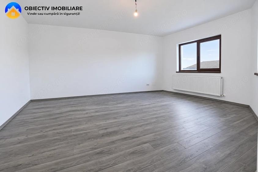 Casă cu 3 camere cu Teren 507 Mp în Dumbrava