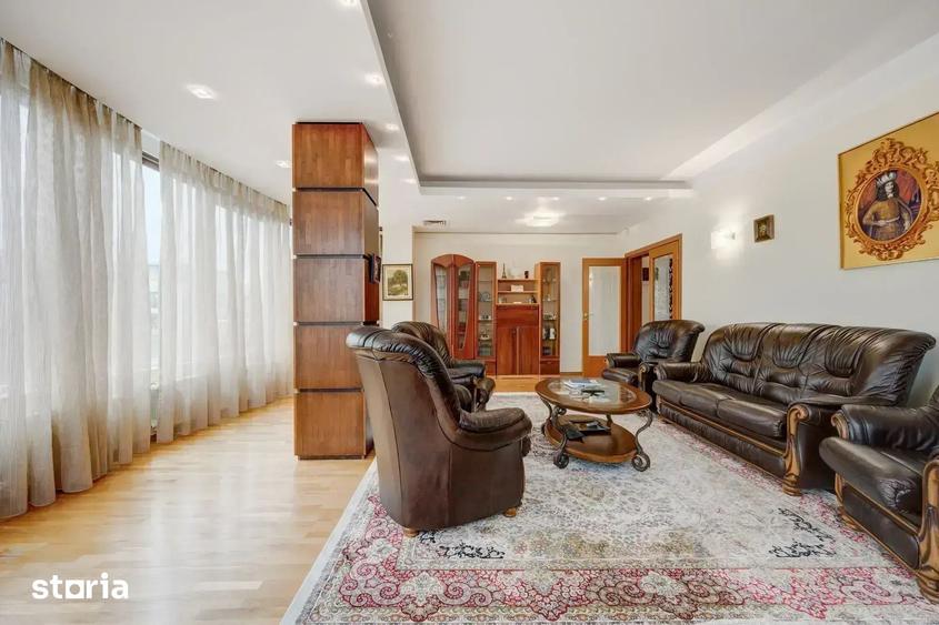 Apartament cu 3 camere în Primăverii
